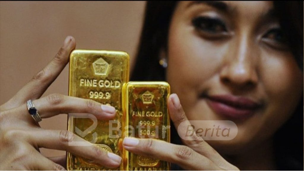 Harga Emas Antam Anjlok Rp40.000, Saatnya Borong?