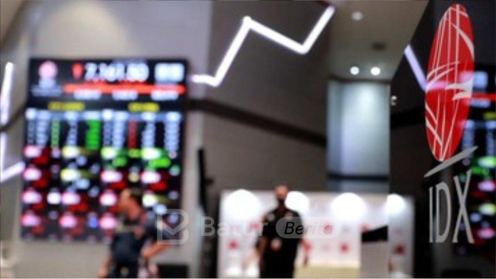 IHSG Sesi I Berbalik Melemah ke Level 7.100