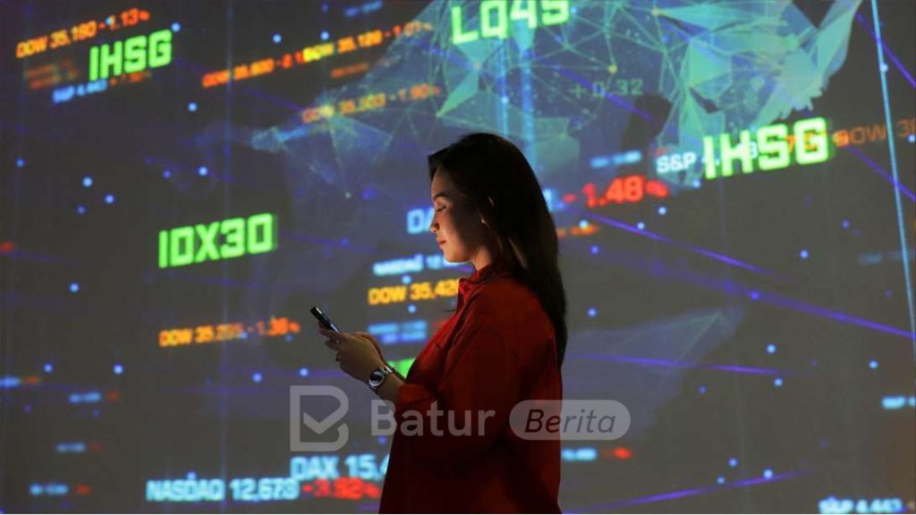IHSG Ditutup Naik Signifikan Hampir 2 Persen, Sektor Bahan Baku jadi Sorotan