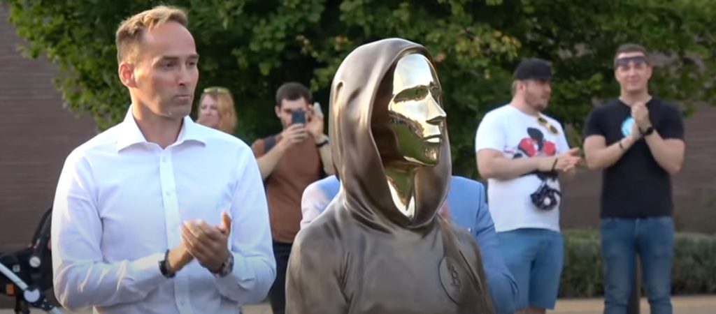 Jejak Misterius Satoshi Nakamoto, Berapa Usianya?