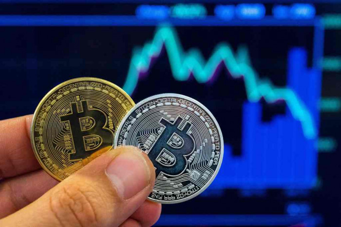 Bitcoin Naik Tajam, Analis: Hati-Hati dengan Level Atas