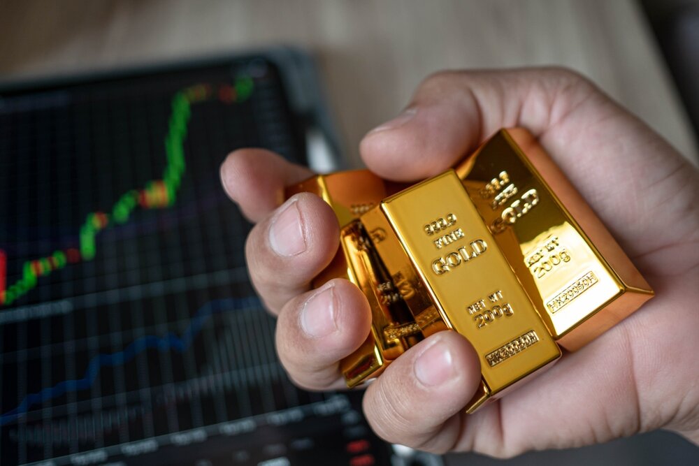 Harga Emas Bangkit, Didorong Inflasi AS dan Aksi Beli Murah