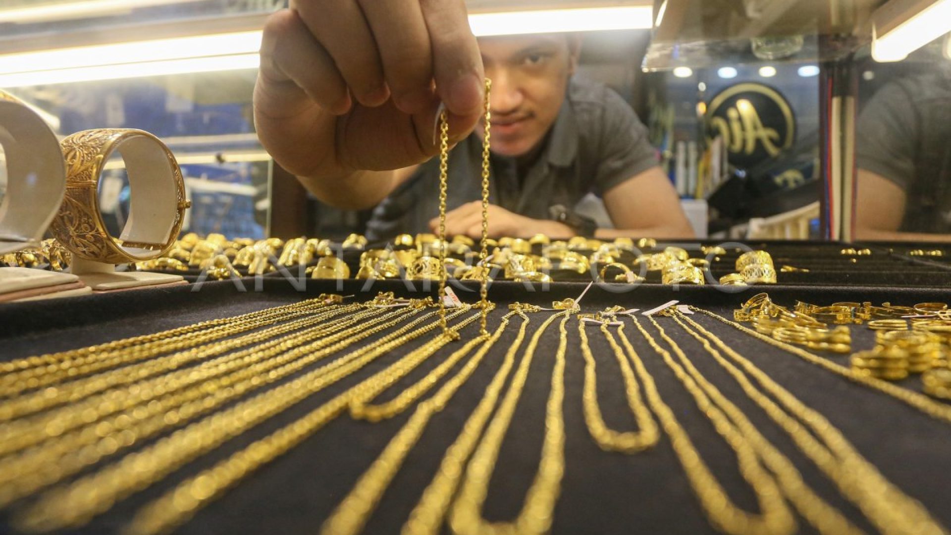 Harga Emas Perhiasan Hari Ini, Rabu 16 April 2025